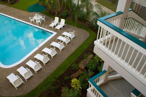 Casa Del Mar Beachfront image 9